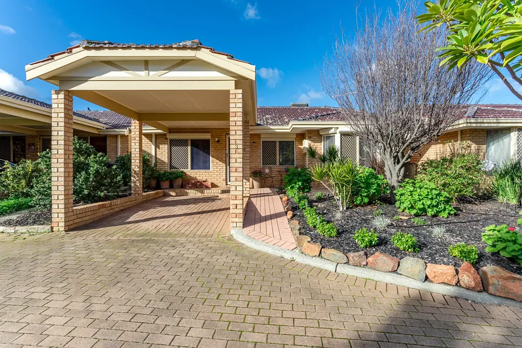 3/33 Brookside Avenue, Kelmscott, WA 6111