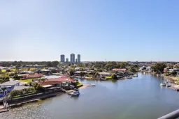 Level 6/1604/5 Harbour Side Court, Biggera Waters