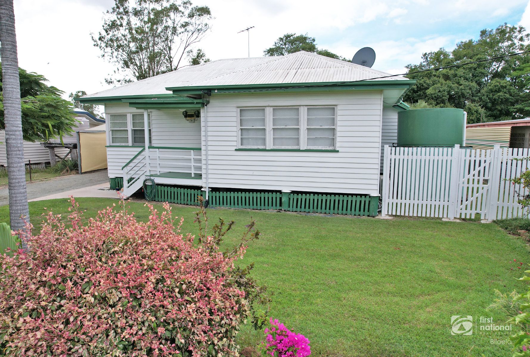 90 BELL ST, BILOELA QLD 4715, 0 chambres, 0 salles de bain, House