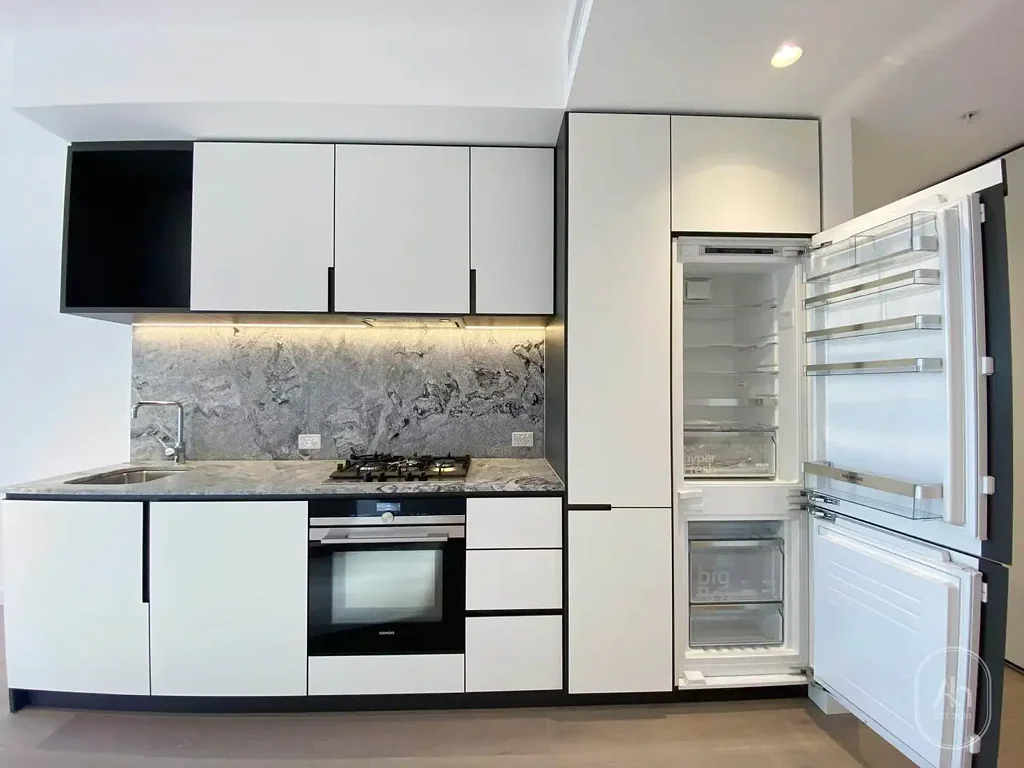 One-Bedroom Apartment @WSP with White goods included