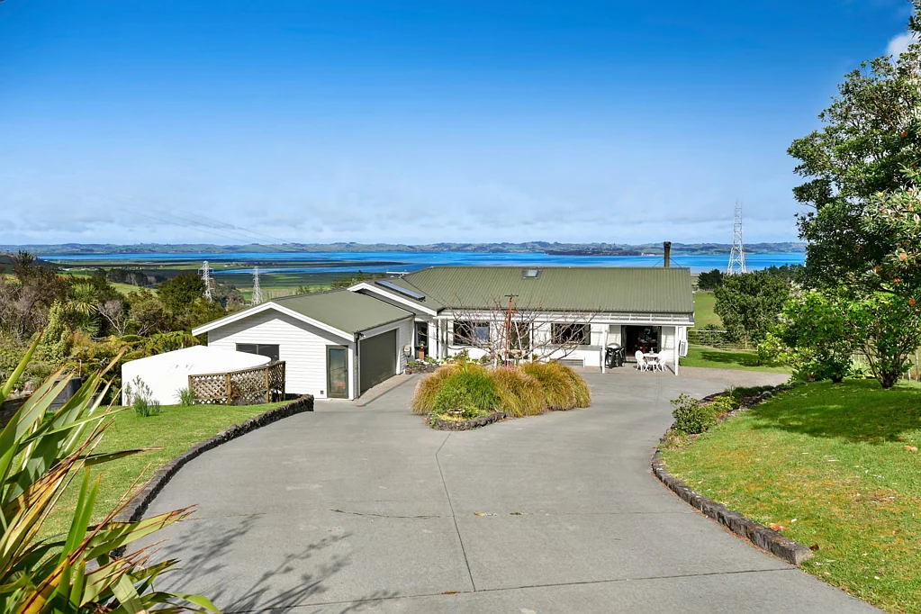 Kaukapakapa 4chambre Price Drop $1,095,000