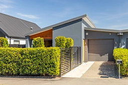 15a Te Whenu Crescent, Marshland