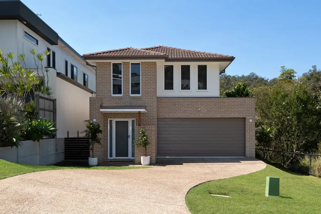 8 Kevpat Close, The Gap, QLD 4061