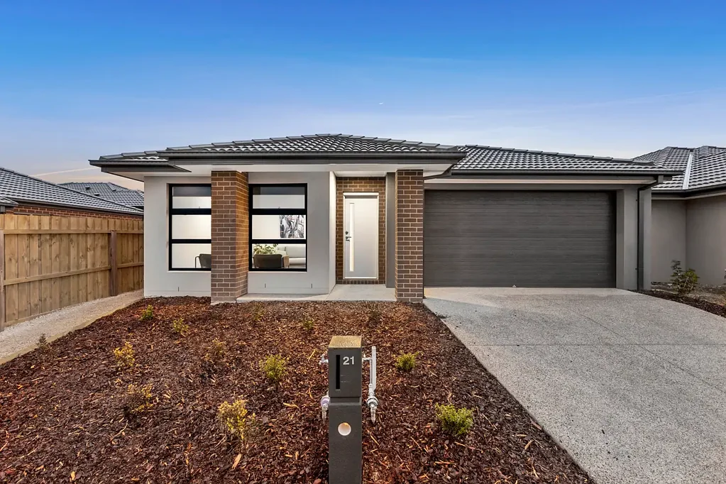 21 Ricky Parade, Armstrong Creek, VIC 3217
