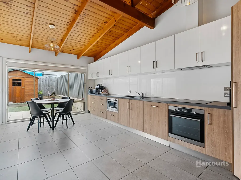 North Hobart 2ห้องนอน Character cutie in the heart of NoHo