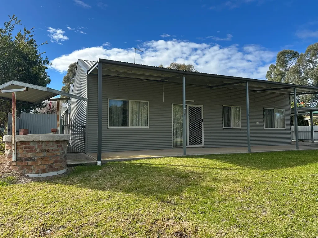 Culcairn 3ਬੈੱਡਰੂਮ Welcome to the land of possibilities (and possibly a few surprises)