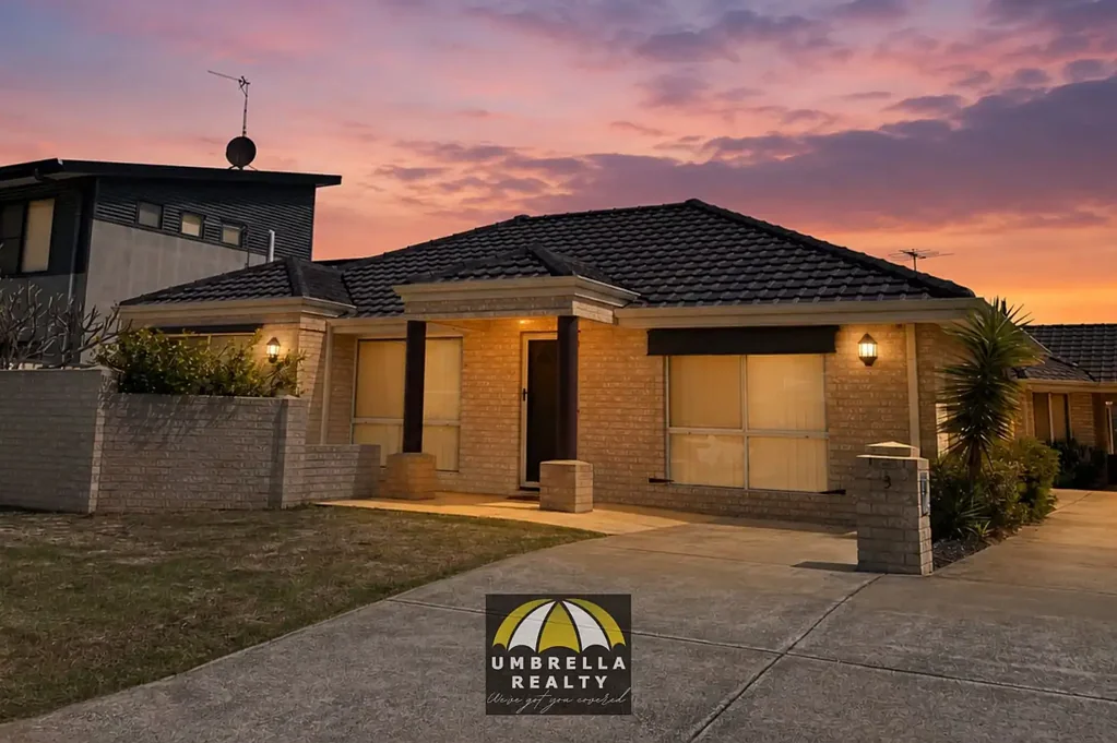 Low-Maintenance Living in a Convenient Location