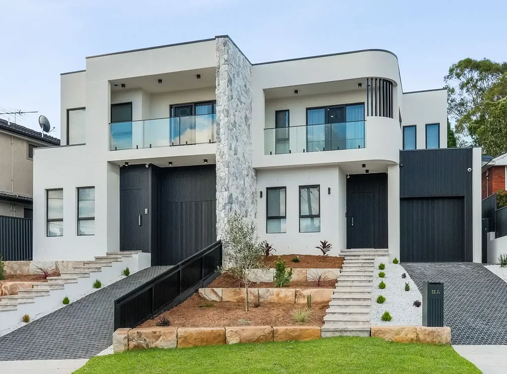 12A Donington Avenue, Georges Hall, NSW 2198