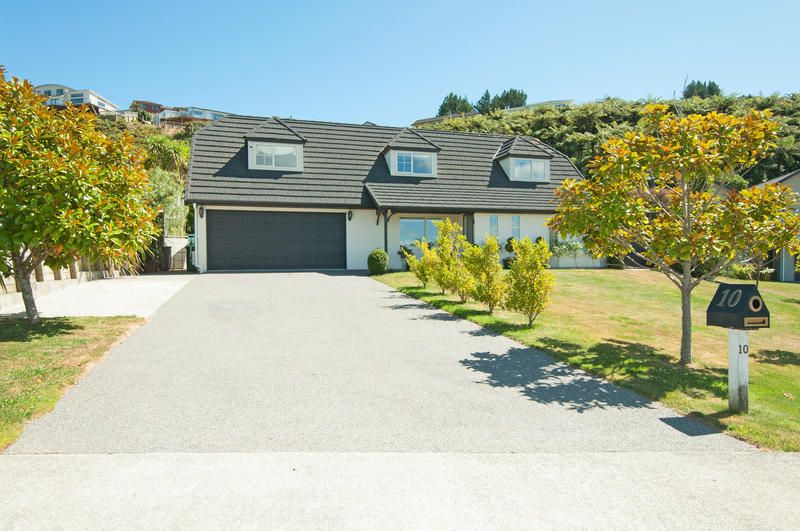 10 Fernridge Way, Tirohanga, Lower Hutt, 4房, 2浴