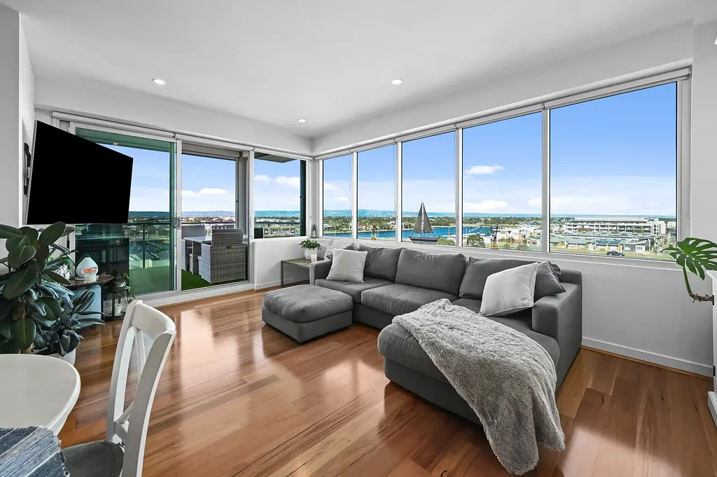 New Port 3部屋 Sub Penthouse in Spinnaker South