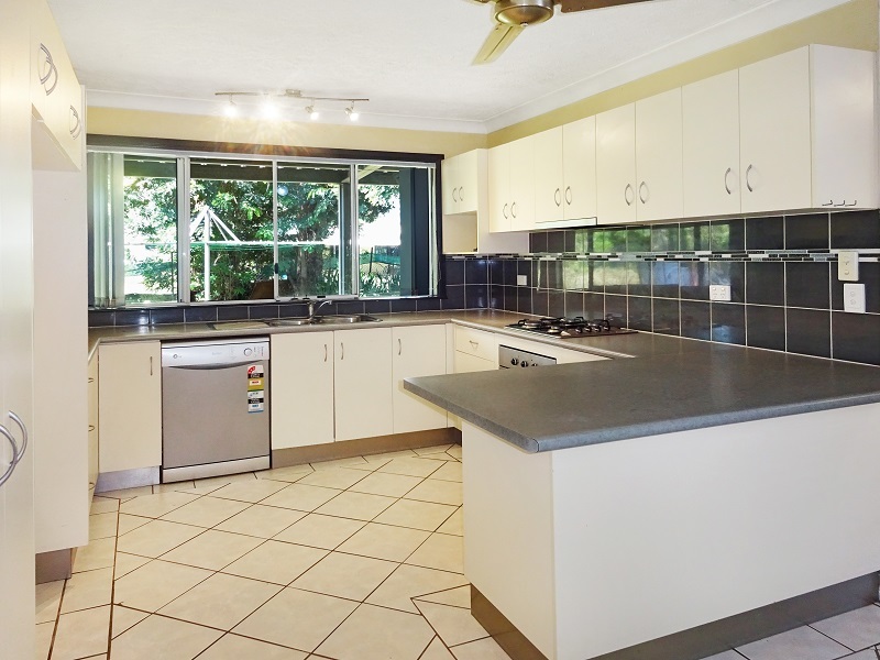 73 CHURCH RD, BLACK RIVER QLD 4818, 0房, 0浴, House