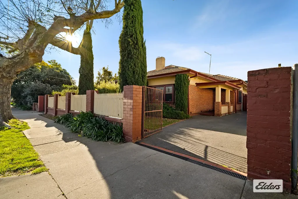Albury 3Zimmer A 1935 Classic with Character, Comfort & Central Albury Convenience