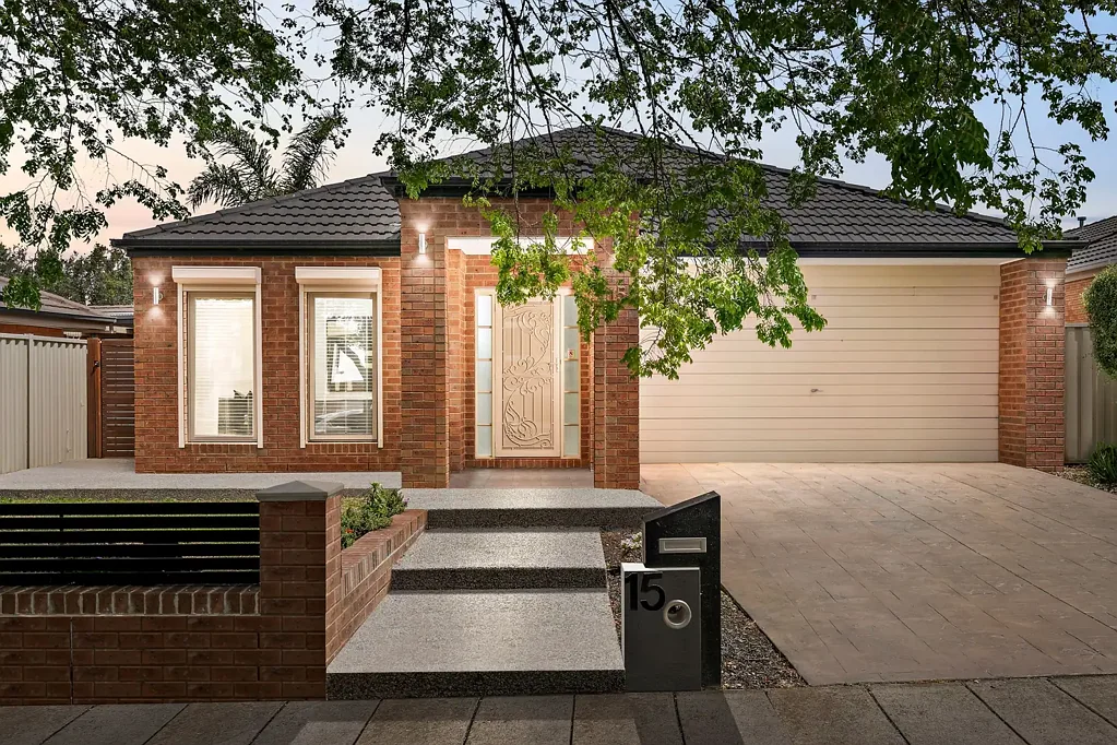 15 Golf View Drive, Craigieburn, VIC 3064