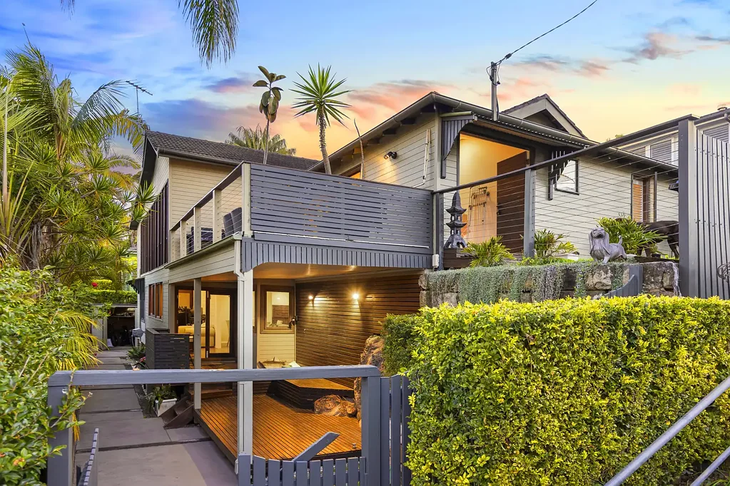 Collaroy 7 Bedroom MULTI-GENERATIONAL BEACHSIDE MASTERPIECE