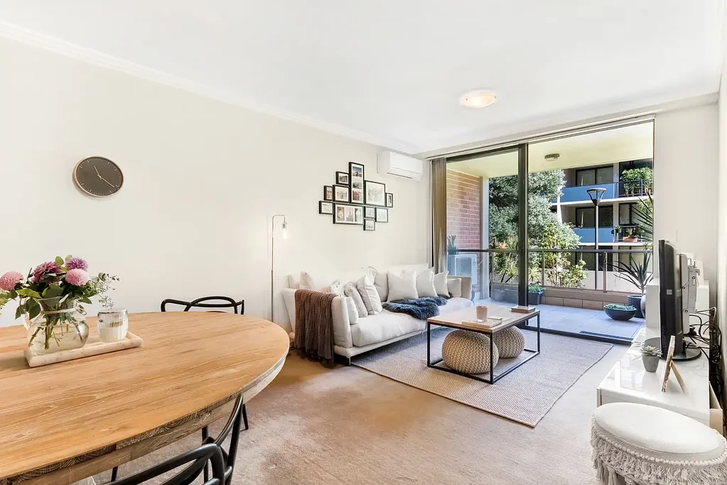 Light filled apartment with study and leafy outlook
