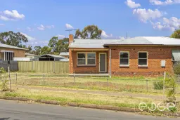 4 Johnston Road, Elizabeth Downs