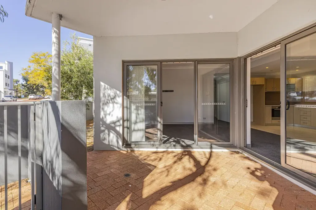 Joondalup 3બેડરૂમ Ground Floor Apartment with Room to Breathe