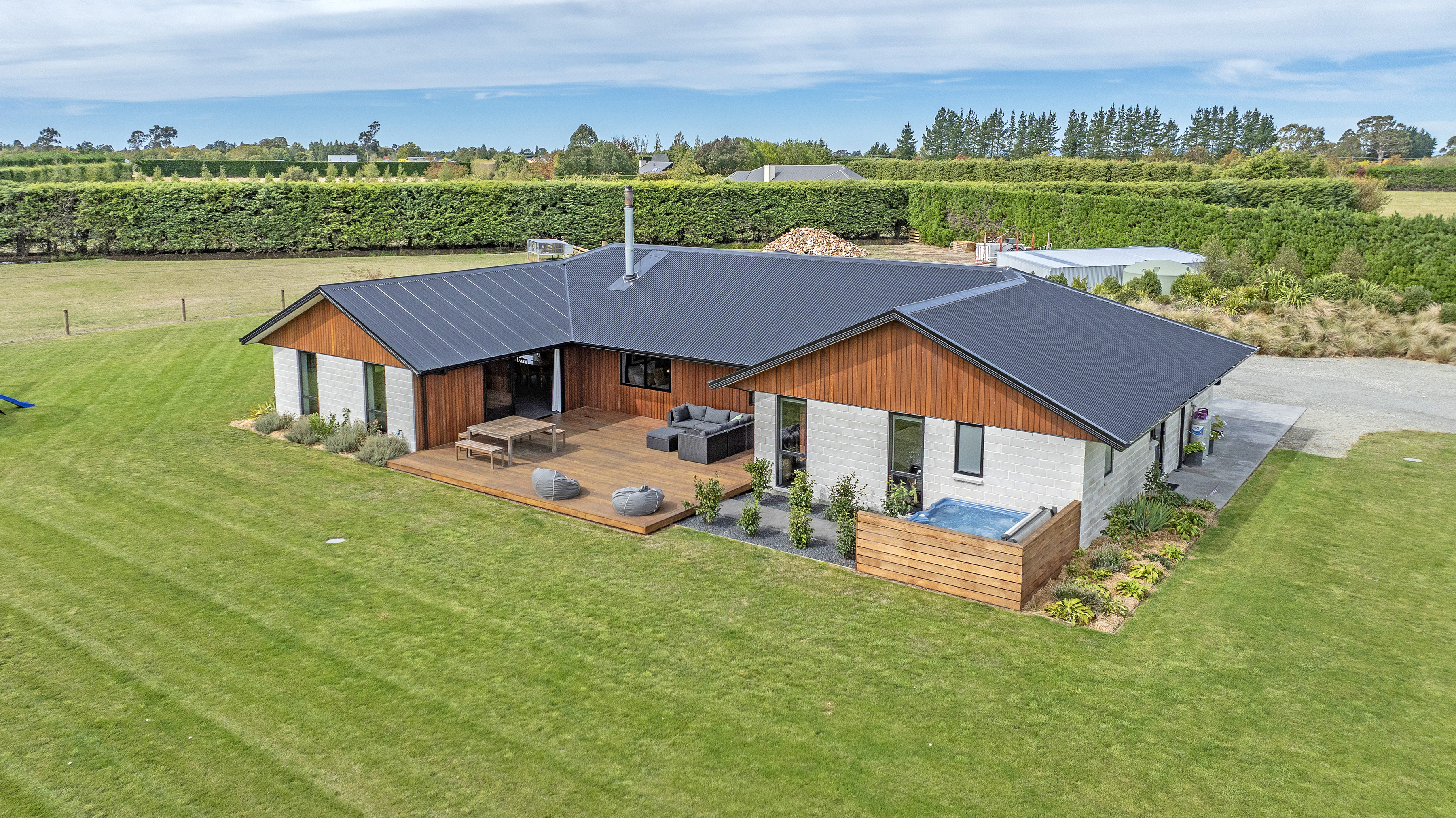 1602 Clintons Road, Darfield