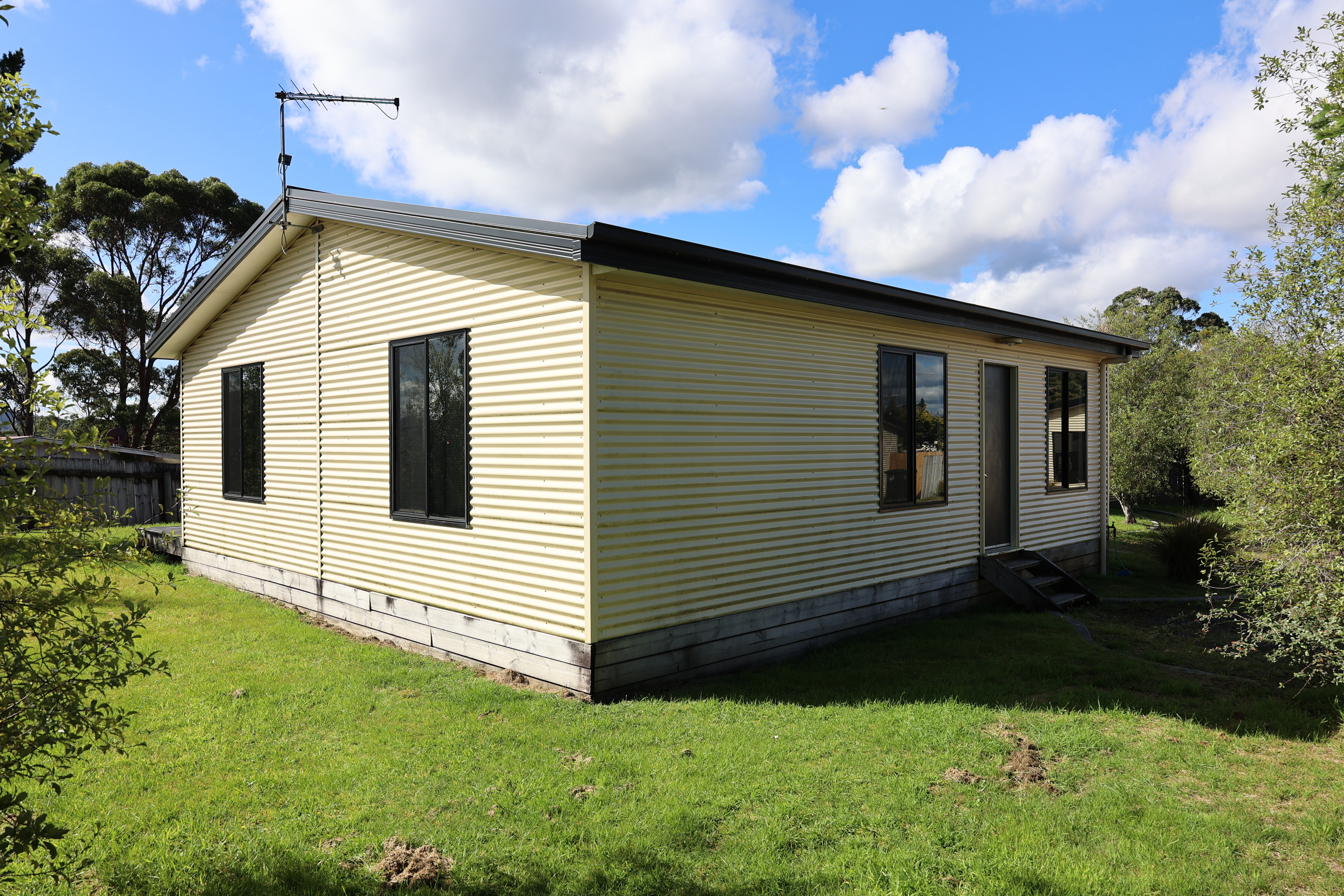 15 GELLIBRAND ST, ZEEHAN TAS 7469, 0 chambres, 0 salles de bain, Unit