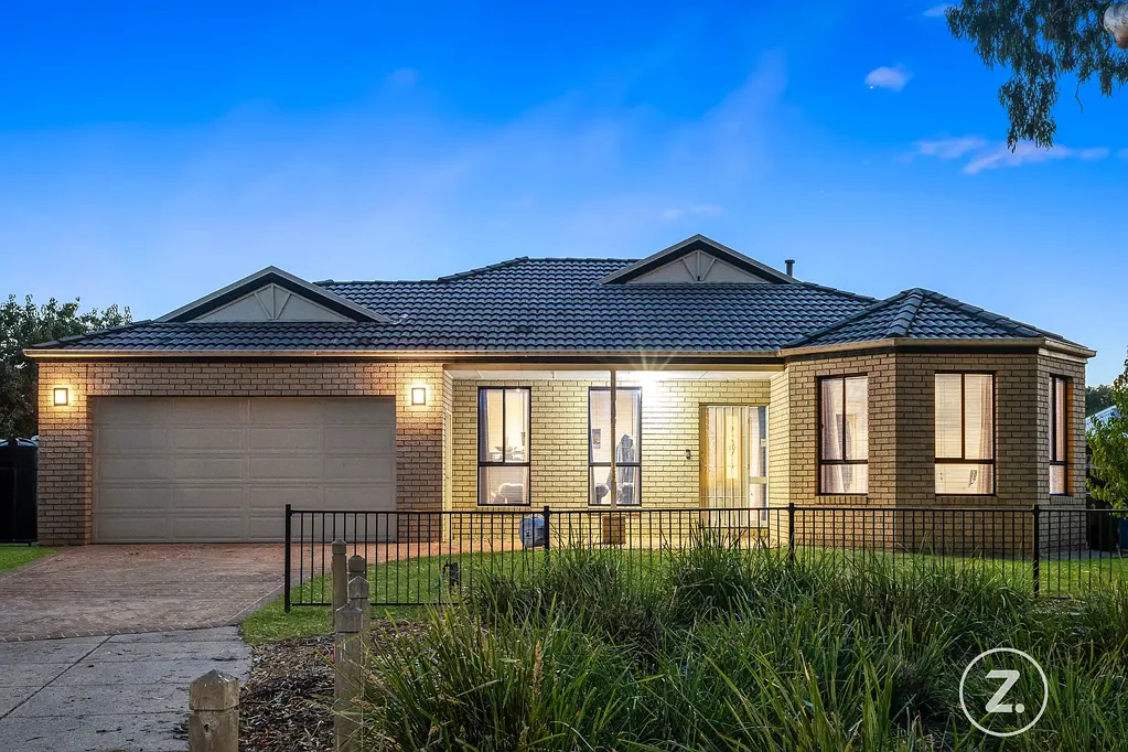23 Ratcliffe Way, Lynbrook, VIC 3975
