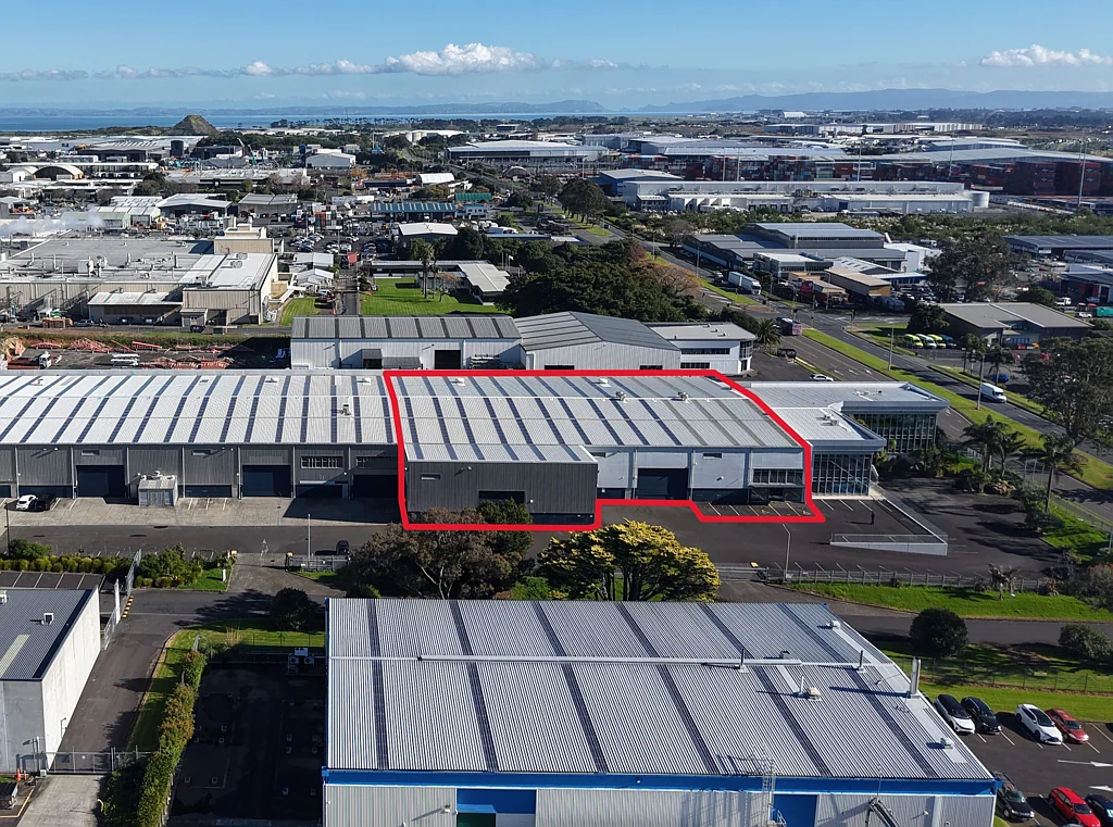 Wiri Functional warehouse with flexible office options