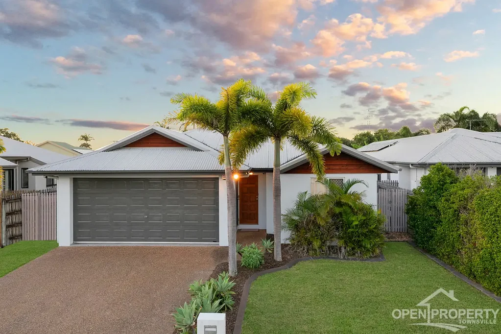 Kirwan 3 Bedroom Outdoor Entertaining and Secure Family Home