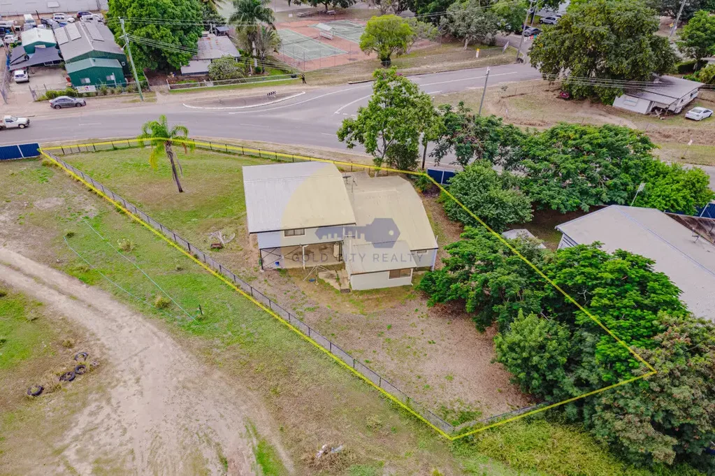 Charters Towers City 4 Bedroom 4 Bedroom, 2 Bathroom Home