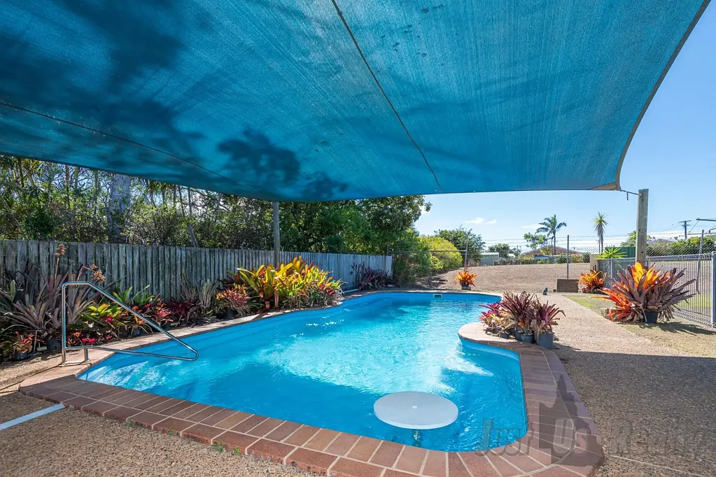 Avenell Heights 5Zimmer Spacious Family Retreat with Pool & Solar Power