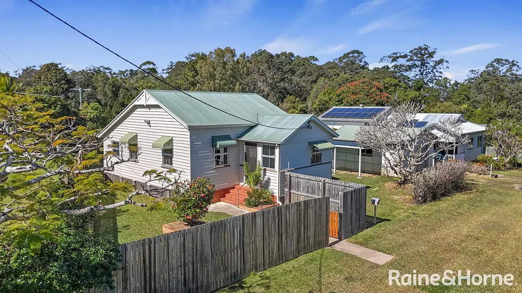 Cooroy 3غرفة نوم Charming Home on an Elevated 1012m²