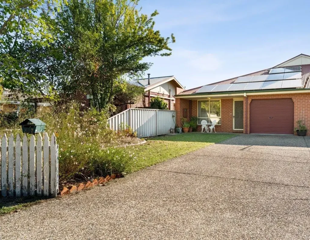 377 Urana Road, Lavington, NSW 2641