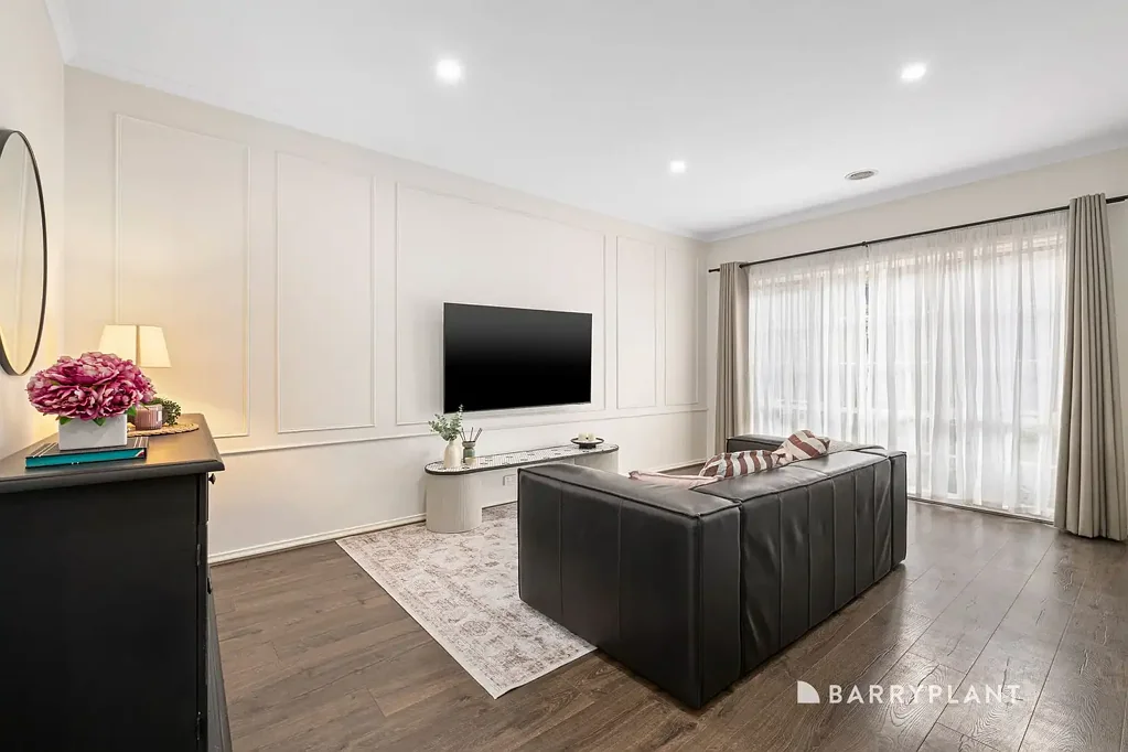Macleod 3Moenga Spacious Modern Living in Prime Macleod Location