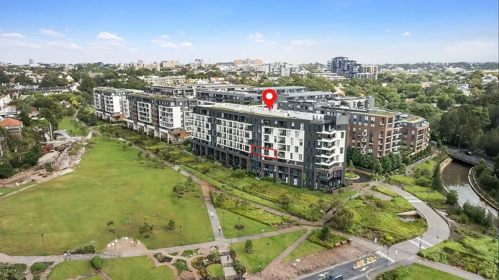 STUNNING NORTHEAST FACING MODERN TWO-BEDROOM APARTMENT