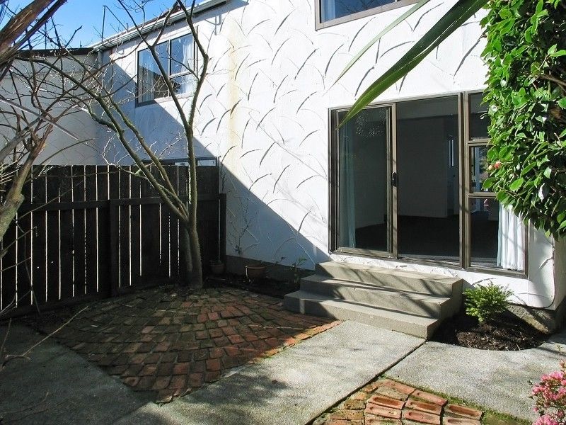 4/29 Main Road, Tawa, Wellington, 2 Bedrooms, 1 Bathrooms