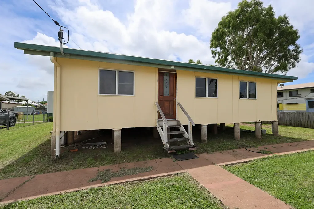 Ayr 2ห้องนอน Versatile Home in the Heart of Town