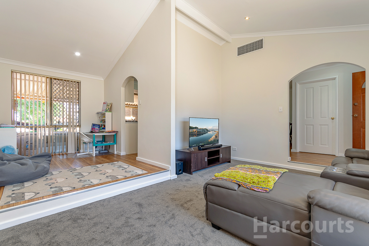 71 CIVIC DR, WANNEROO WA 6065, 0 phòng ngủ, 0 phòng tắm, House