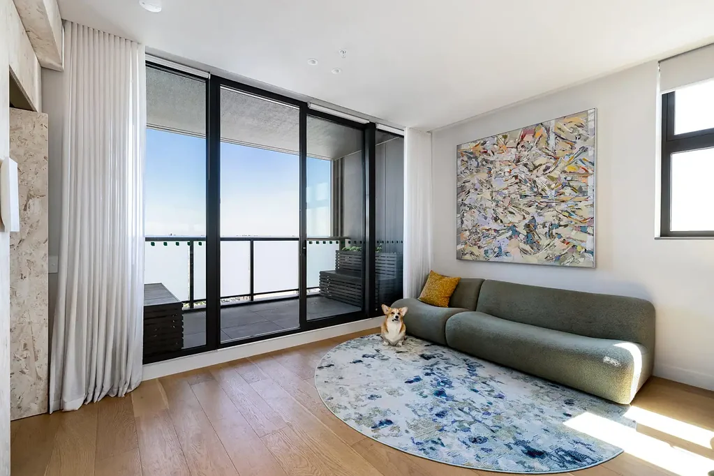 Marrickville 1Habitaciones Near-new apartment with design features