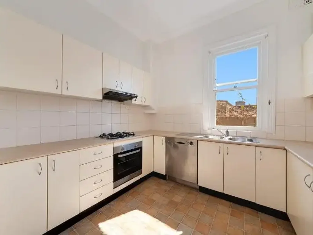 THREE BEDROOM SEMI-DETACHED WITH DOUBLE LOCK UP GARAGE!