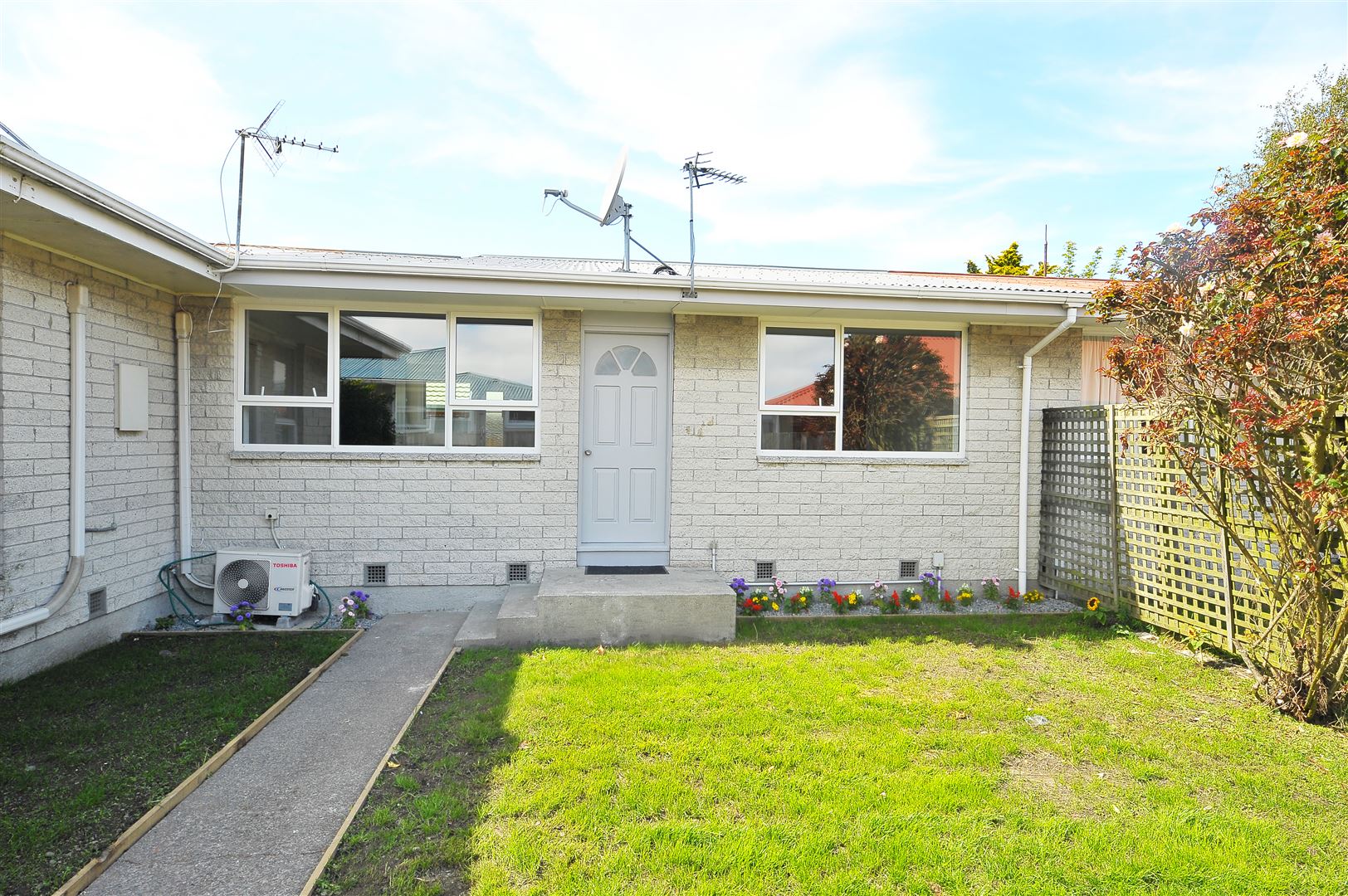 3/9 Bowen Street, Upper Riccarton, Christchurch, 2 कमरे, 1 बाथरूम