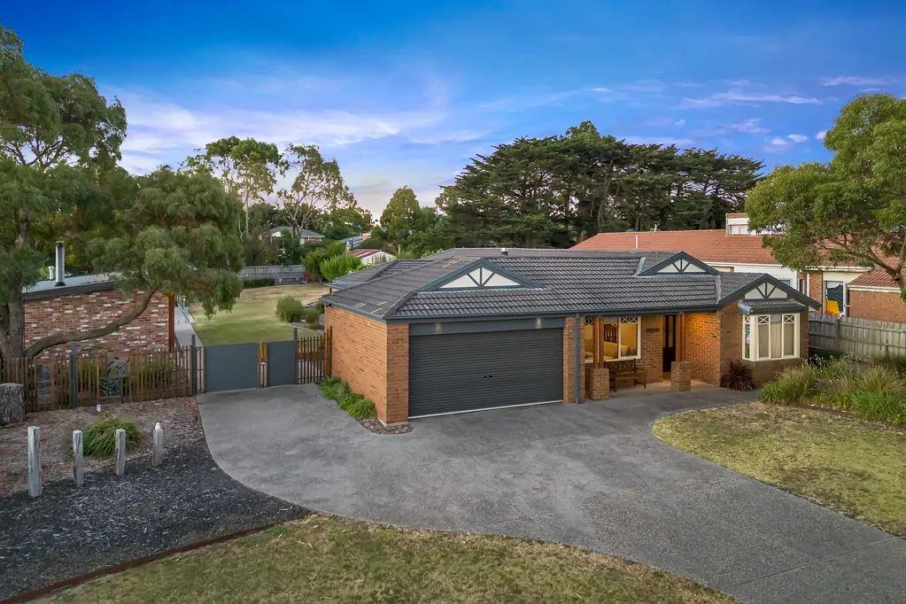 6 Jacksons Creek Way, Gisborne, VIC 3437
