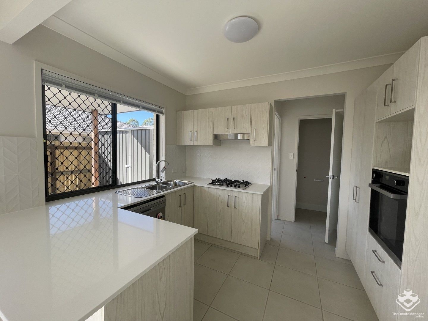 16 NIGELLA ST, DAKABIN QLD 4503, 0 habitaciones, 0 baños, Townhouse