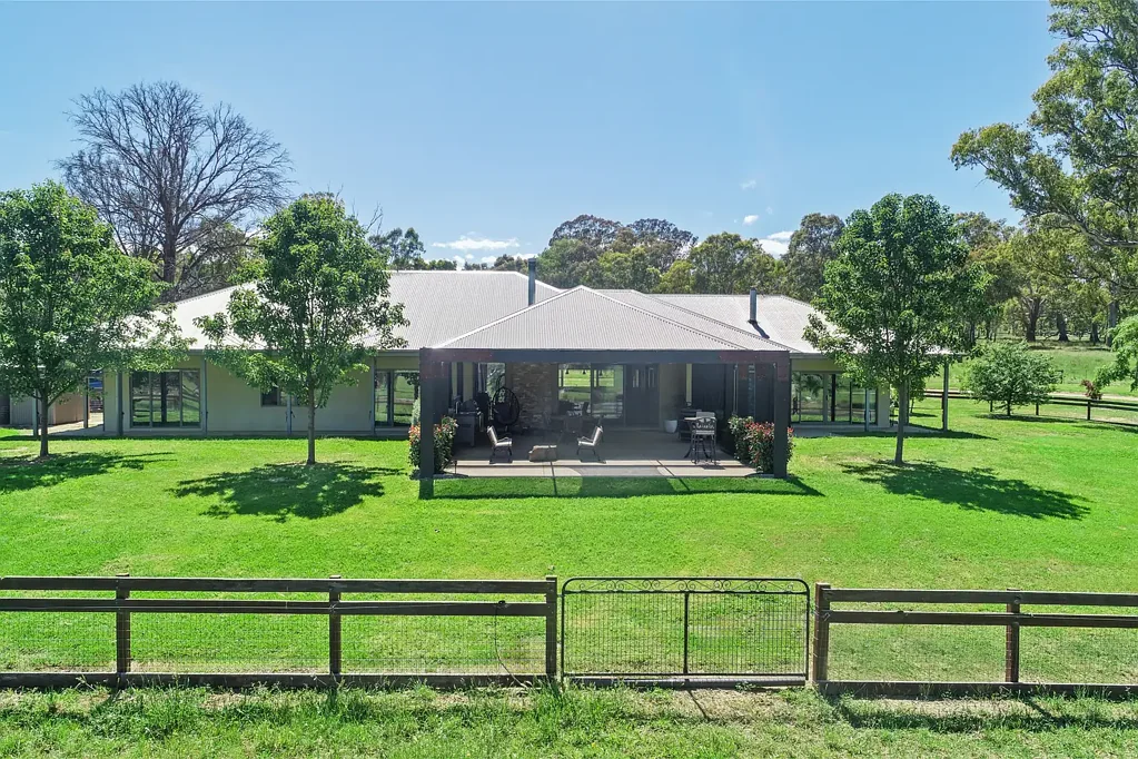 Bridge Creek 5房  LUXURY LIVING ON 103 HIGHLY PRODUCTIVE ACRES