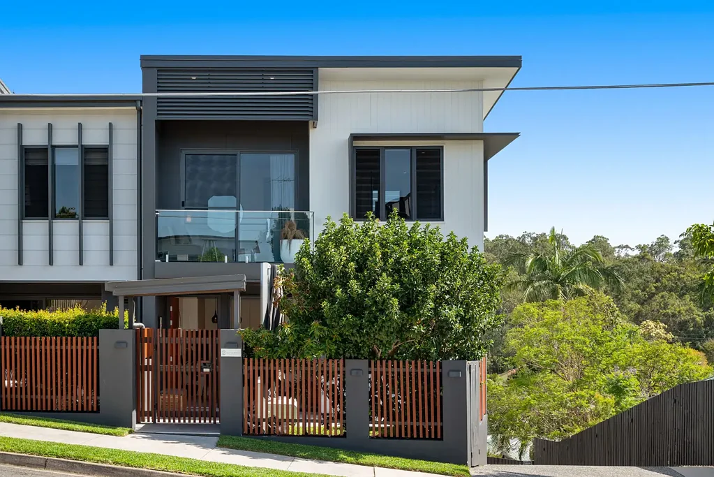 Morningside 4 Slaapkamer Cinematic city views, visionary design & finish - 2021 showpiece, steps to Morningside & Hawthorne dining