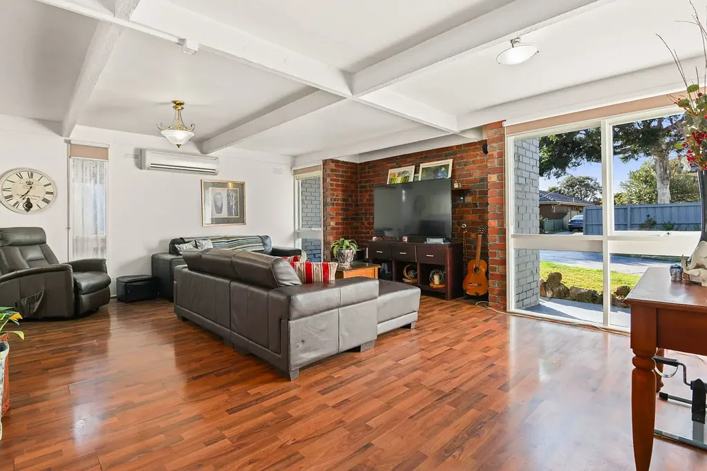 Keysborough 3Kwarto The Brief: Lucky Number 8!