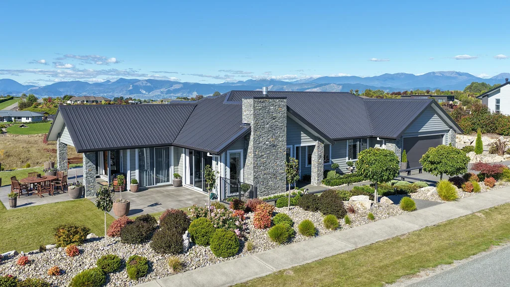 Redwood Valley 4Zimmer Views, Space, Style & Self-Contained Studio