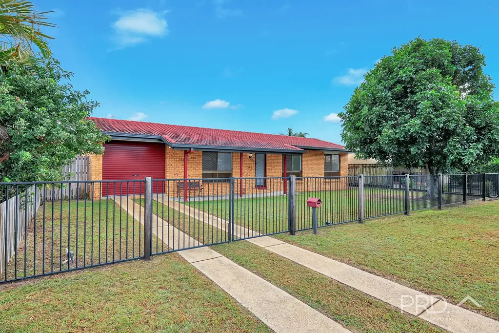 Urangan 3房  RENOVATED BRICK HOME - 3 BEDROOMS - PRIME URANGAN LOCATION - 6m X 9m SHED WITH COVERED AREA - JUST OVER 500 METRES TO BEACH