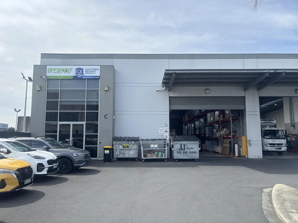 Wiri A-Grade industrial with drive through access