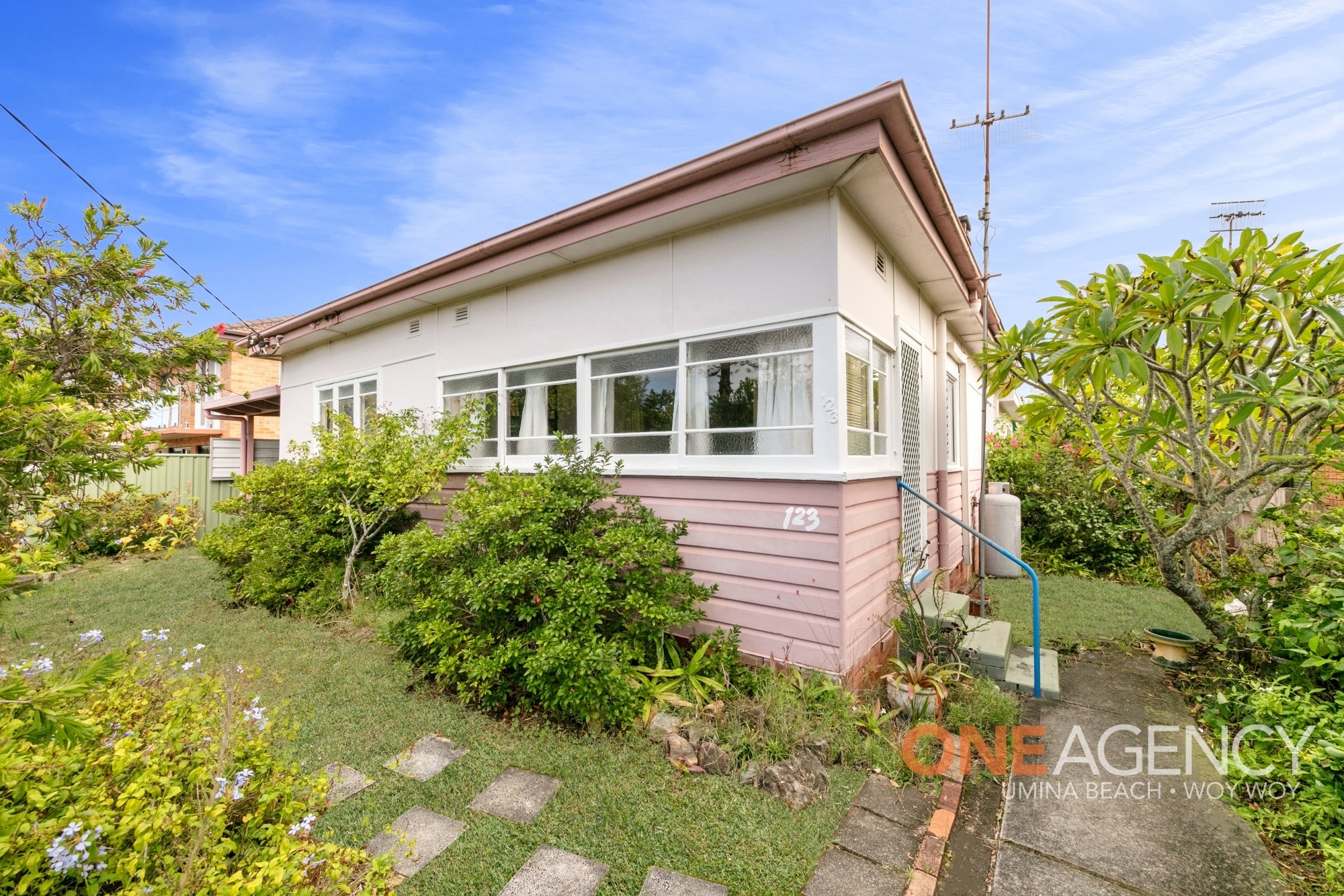 123 BROKEN BAY RD, ETTALONG BEACH NSW 2257, 0房, 0浴, House