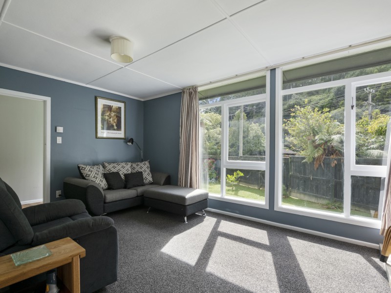 104 Pinehaven Road, Pinehaven, Upper Hutt, 3 રૂમ, 1 બાથરૂમ