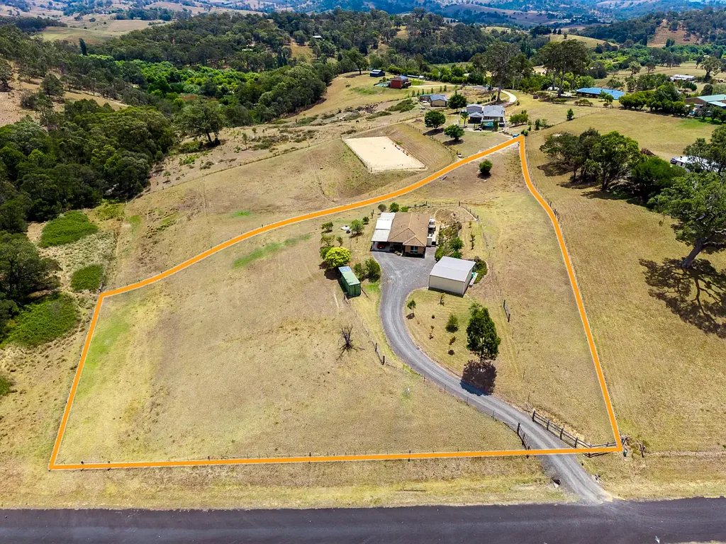 18 Wattle Place, Bega, NSW 2550