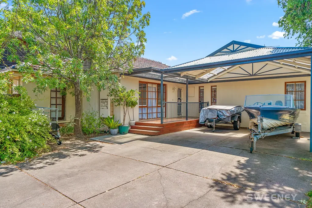 Altona North 4غرفة نوم Unique Family Home on 737sqm(approx)